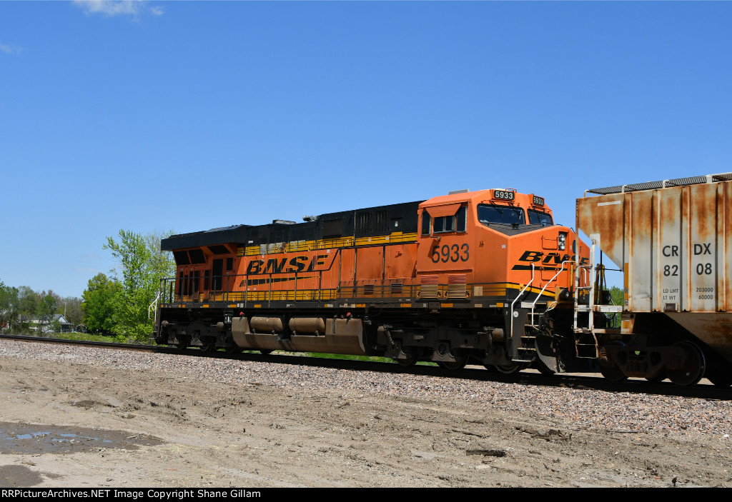 BNSF 5933 Dpu